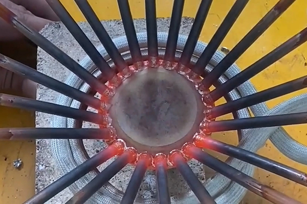 高頻焊接機，高頻釺焊機，分液器接頭銅管焊接