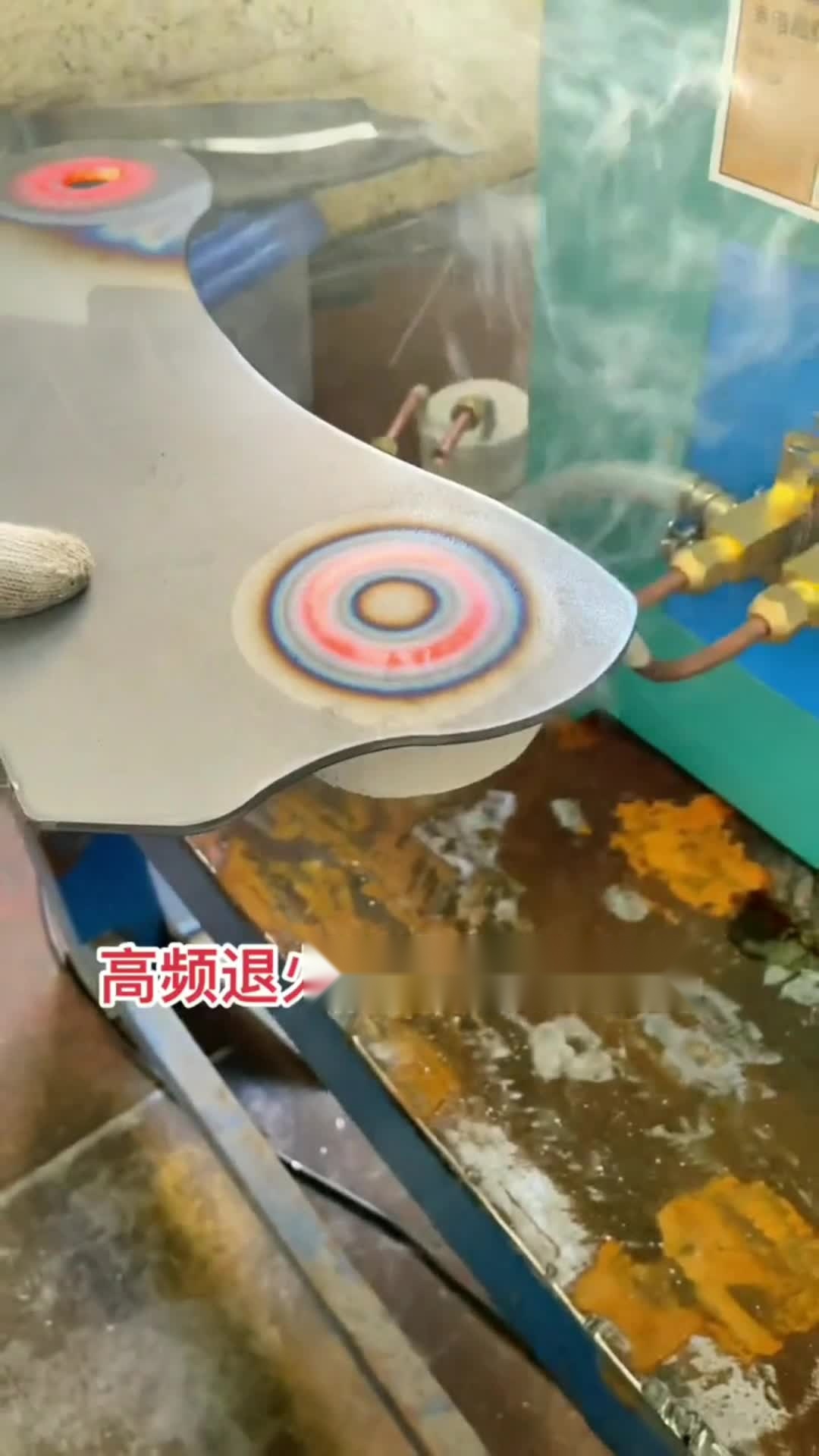 高頻香蕉视频污污加熱設備 汽車某零部件退火工藝