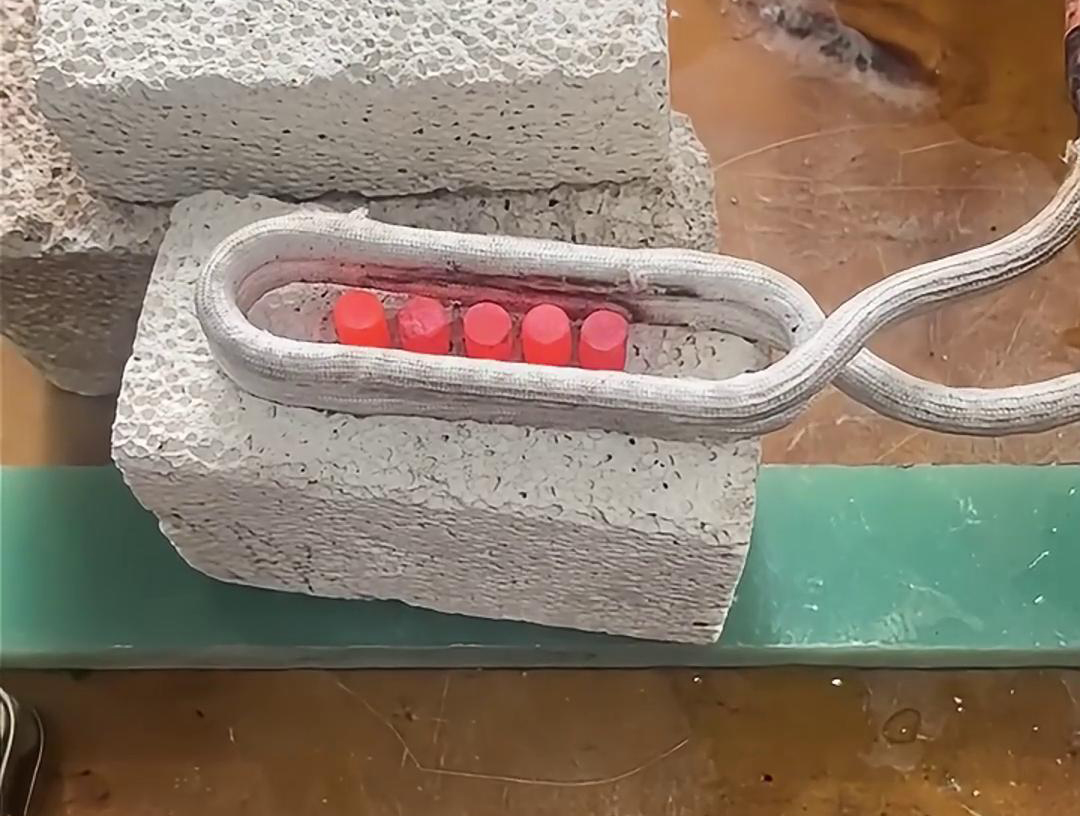 高頻加熱機，專為合金顆粒加熱試驗打造