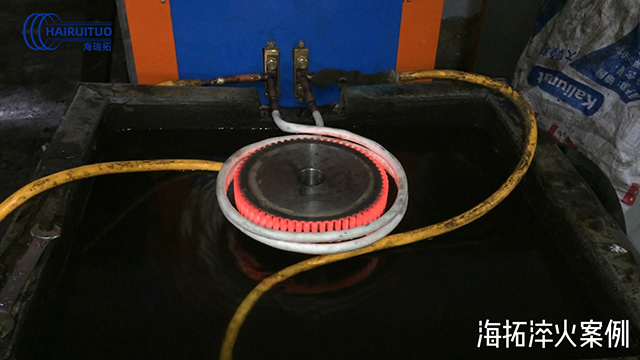 超音頻香蕉视频污污加熱設備對直徑300mm齒輪淬火