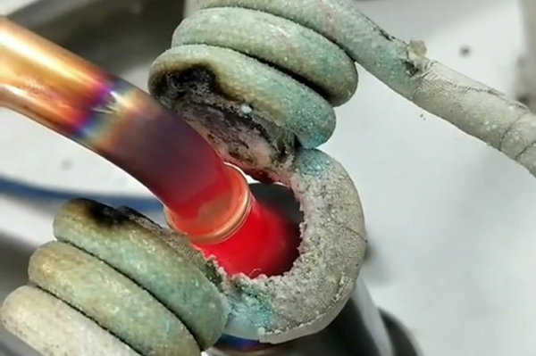 不鏽鋼管和銅管釺焊在一起，異種金屬焊接用高頻焊機