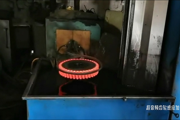 數控淬火機床，高頻齒輪下载香蕉视频APP